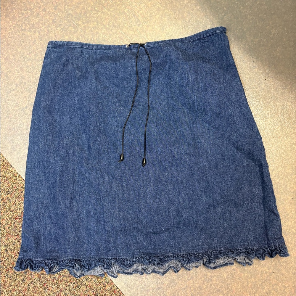 Casual Blue Denim Mini Skirt with Drawstring Waist